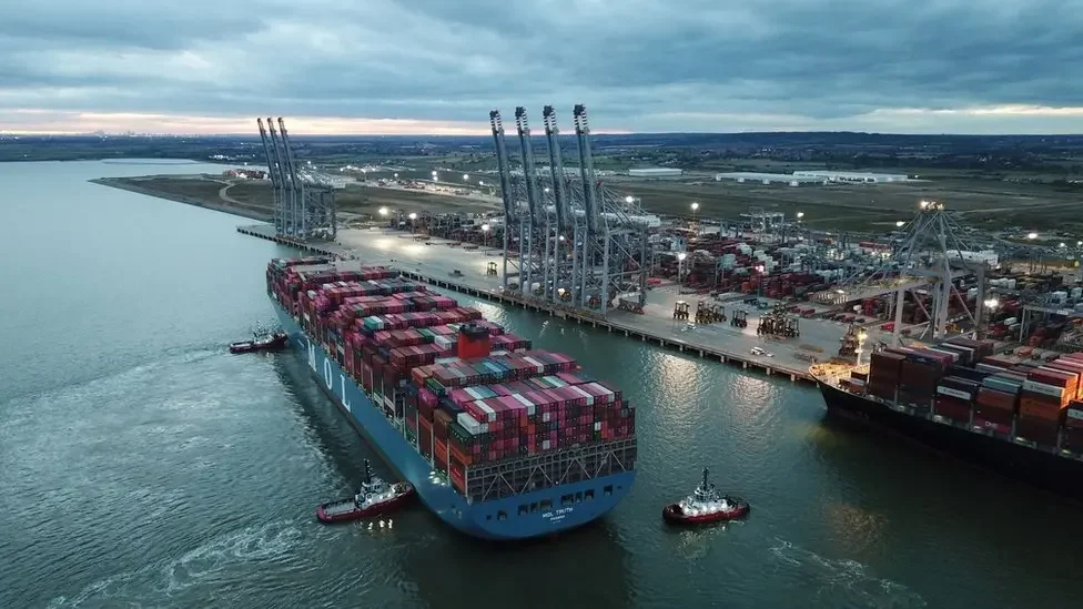 London Gateway and Thames Freeport logistics centres