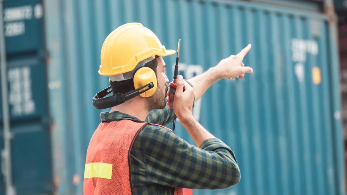 Hauliers' guide to banksmen in logistics